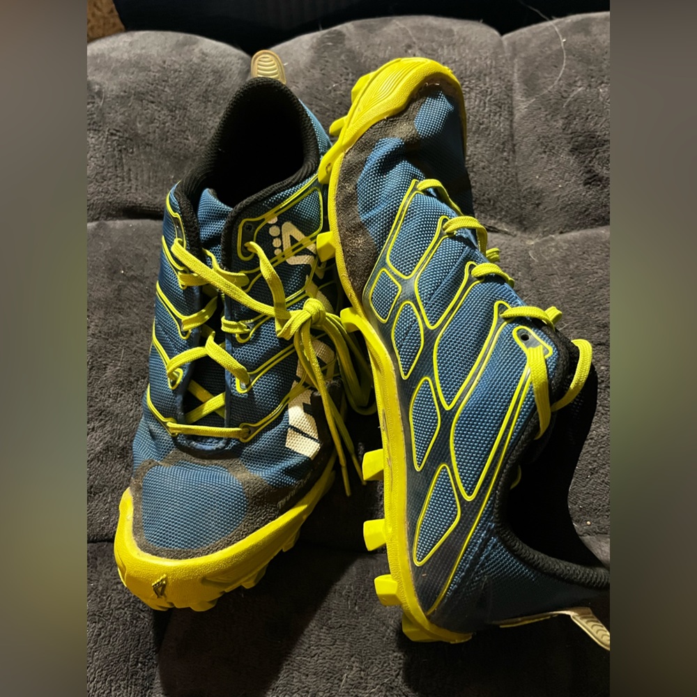 Inov-8 Bare Grip 200 unisex men’s 7.5/women’s 9 zero drop